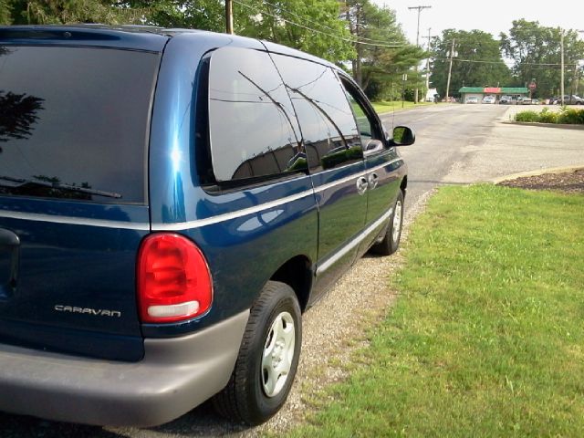 2000 Dodge Caravan Base