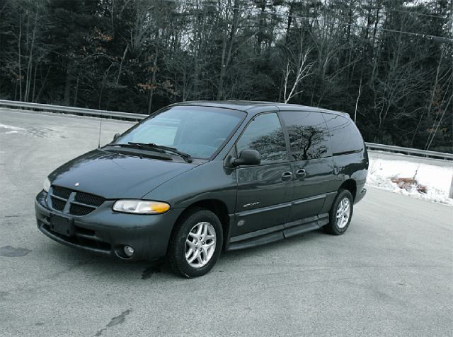 2000 Dodge Caravan LT 4X4 (gladbrook)