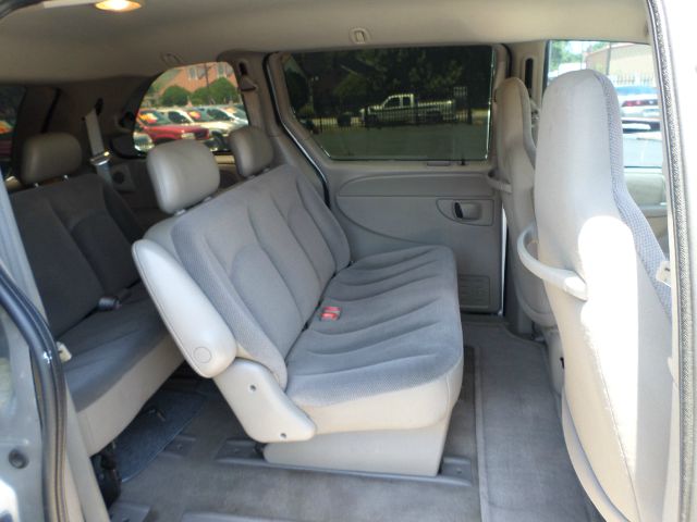 2001 Dodge Caravan SE