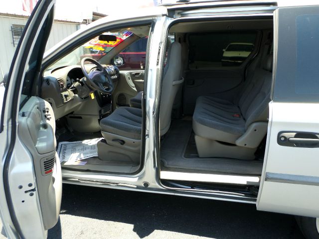 2001 Dodge Caravan SE