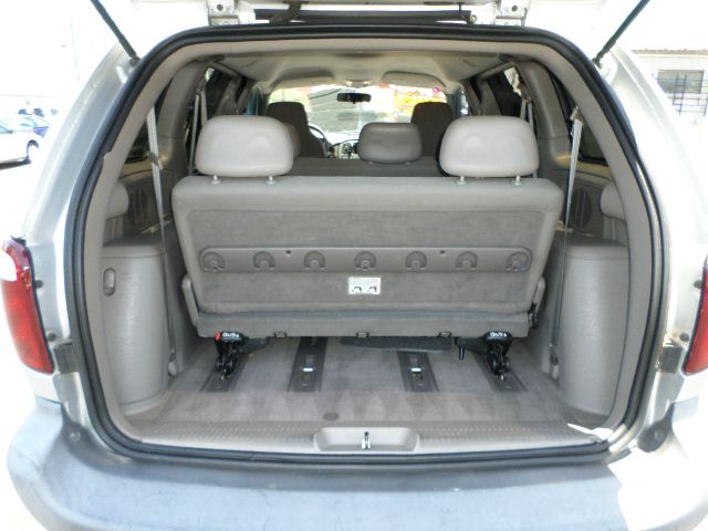 2001 Dodge Caravan SE