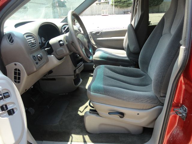2001 Dodge Caravan SE