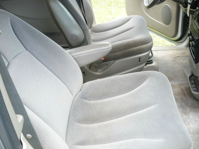 2002 Dodge Caravan SE