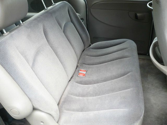 2002 Dodge Caravan SE