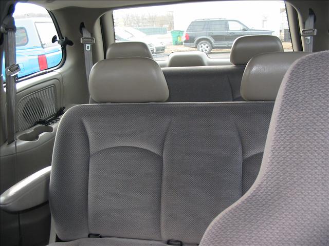 2002 Dodge Caravan SE