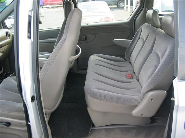 2002 Dodge Caravan SE