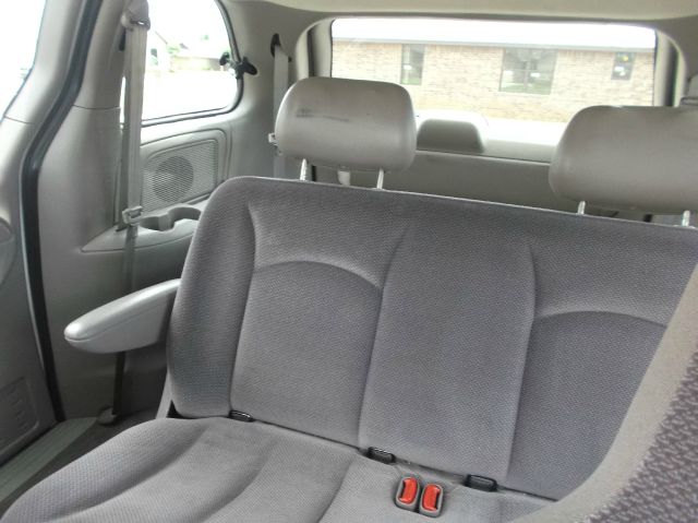 2002 Dodge Caravan T6 Sport Utility 4D
