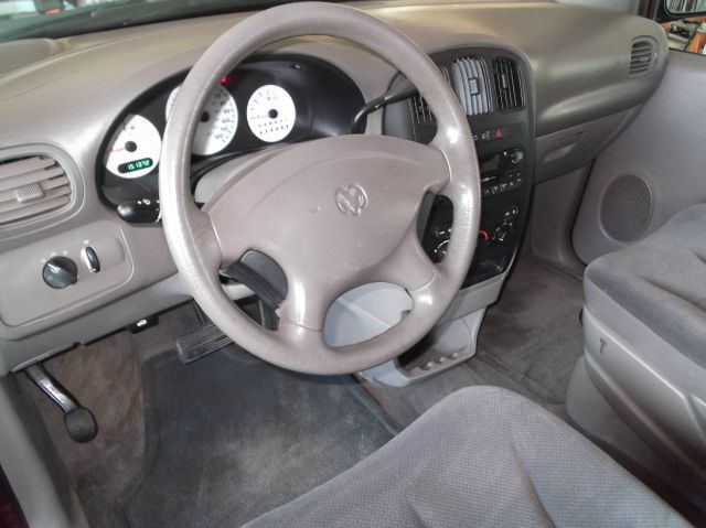2003 Dodge Caravan SE