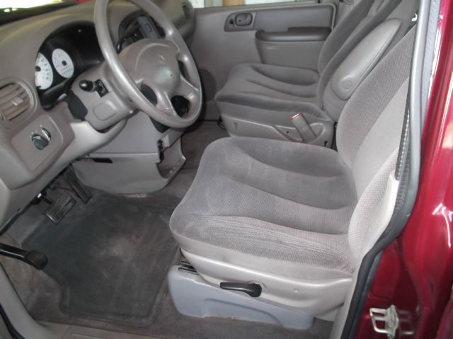 2003 Dodge Caravan SE