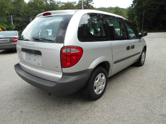 2003 Dodge Caravan SE