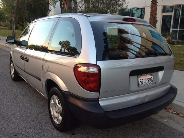 2003 Dodge Caravan SE
