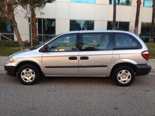 2003 Dodge Caravan SE