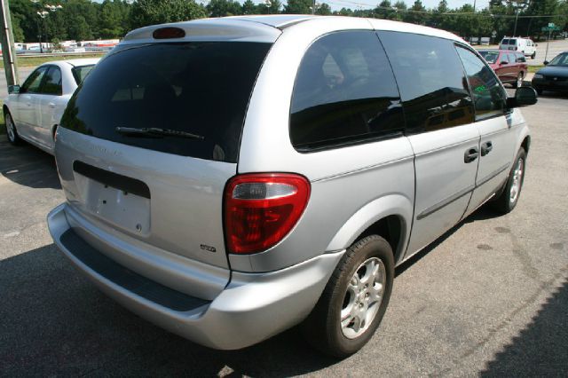 2003 Dodge Caravan SE