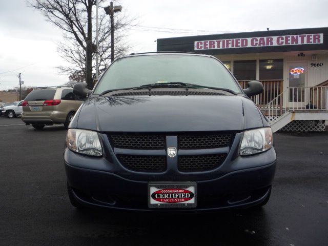 2003 Dodge Caravan SE