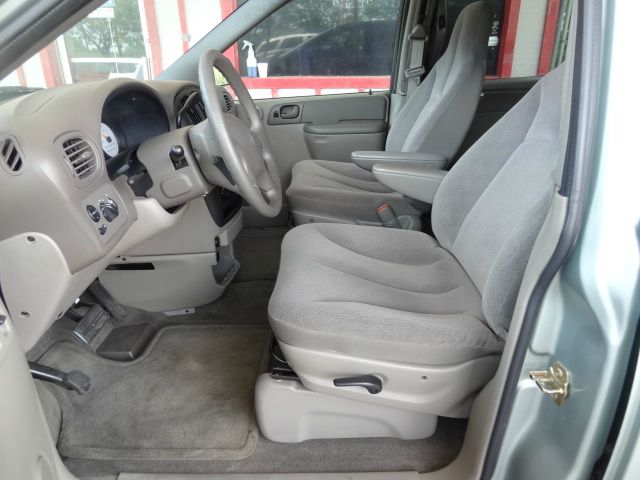 2003 Dodge Caravan S