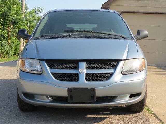2003 Dodge Caravan SE