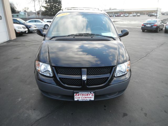 2004 Dodge Caravan SE