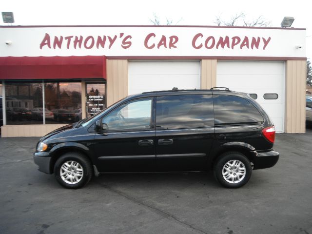 2004 Dodge Caravan SE
