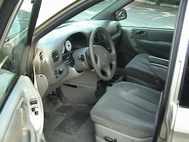 2004 Dodge Caravan S