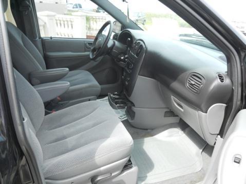 2005 Dodge Caravan S