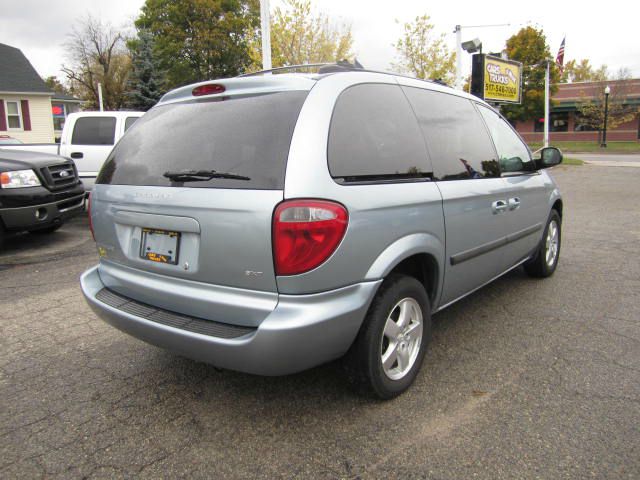 2005 Dodge Caravan S