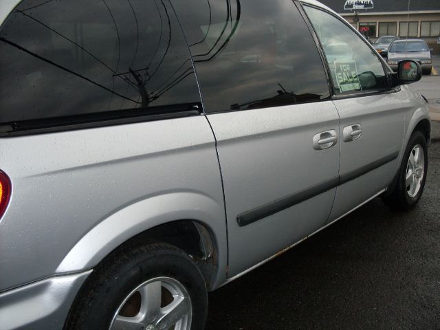 2005 Dodge Caravan S