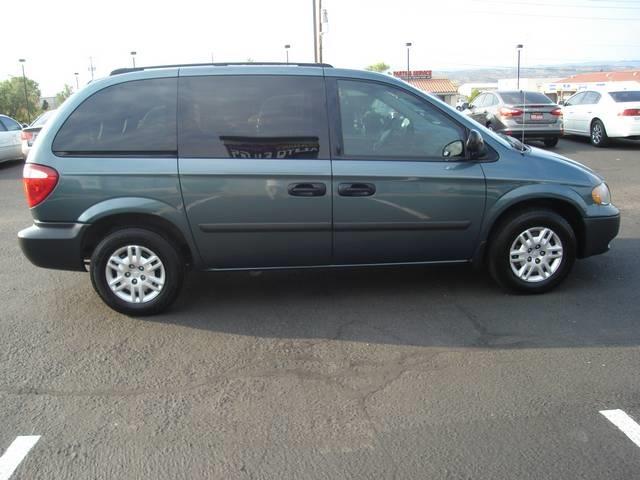 2005 Dodge Caravan SE