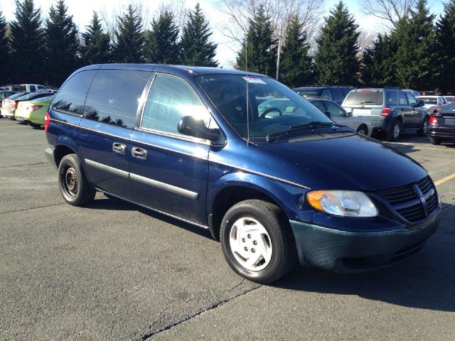 2005 Dodge Caravan SE