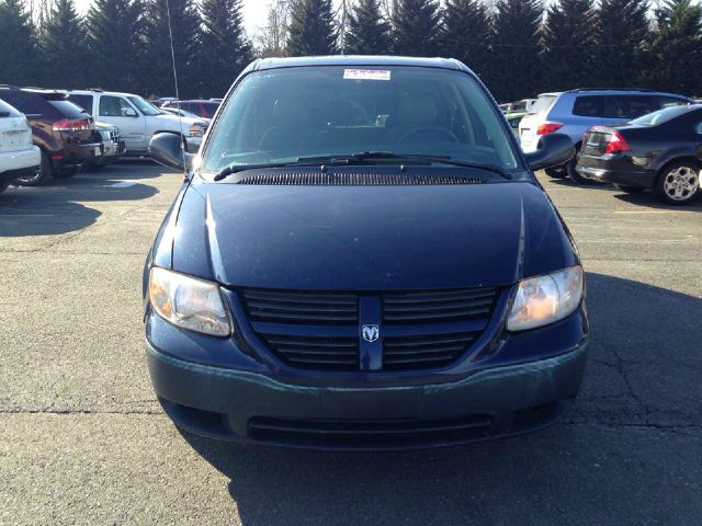 2005 Dodge Caravan SE