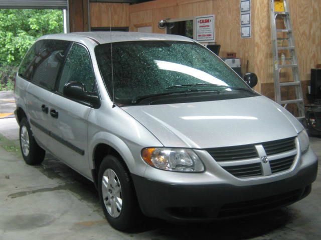2005 Dodge Caravan SE