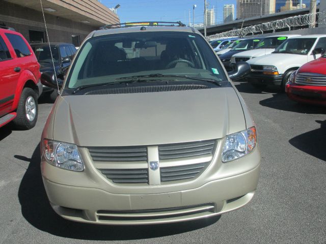 2005 Dodge Caravan S