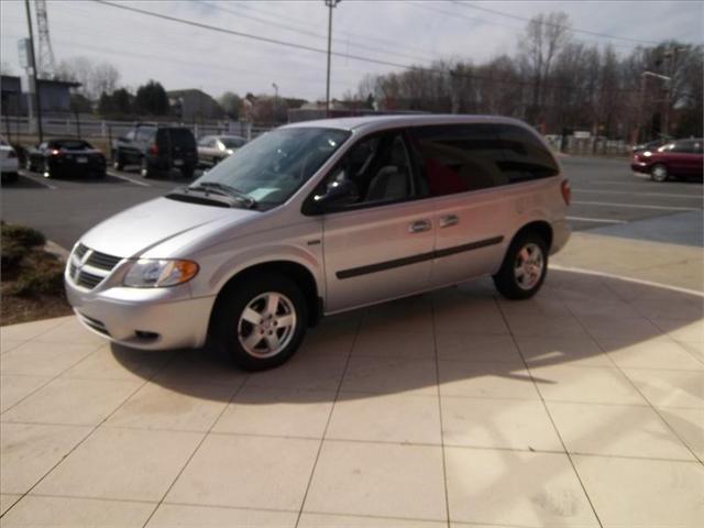 2005 Dodge Caravan ES Sport
