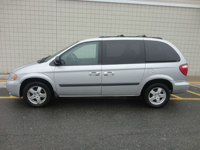 2005 Dodge Caravan SLT Ext. Cab 4WD