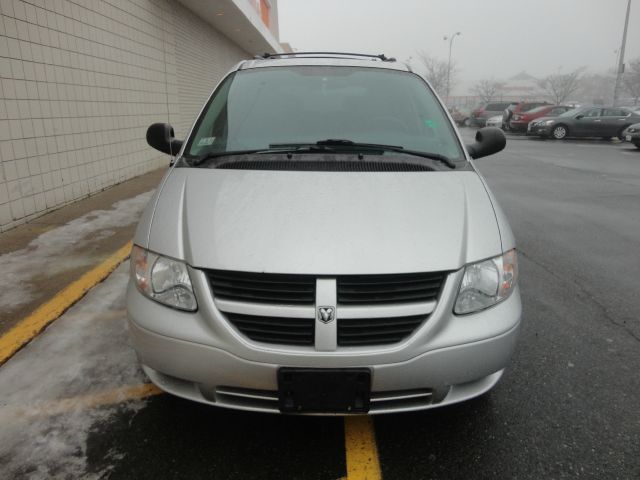 2005 Dodge Caravan SLT Ext. Cab 4WD