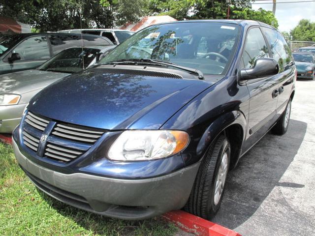 2005 Dodge Caravan SE