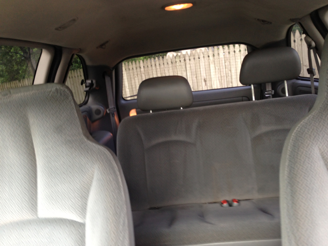 2005 Dodge Caravan SE