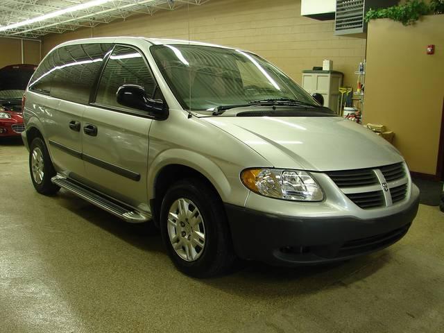 2005 Dodge Caravan SE