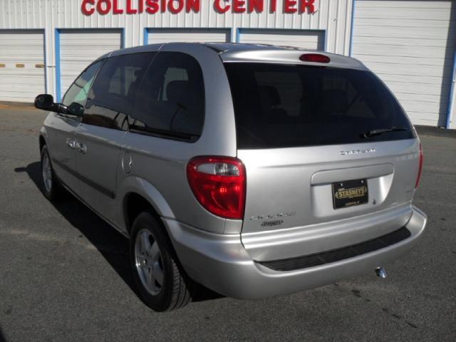 2005 Dodge Caravan S