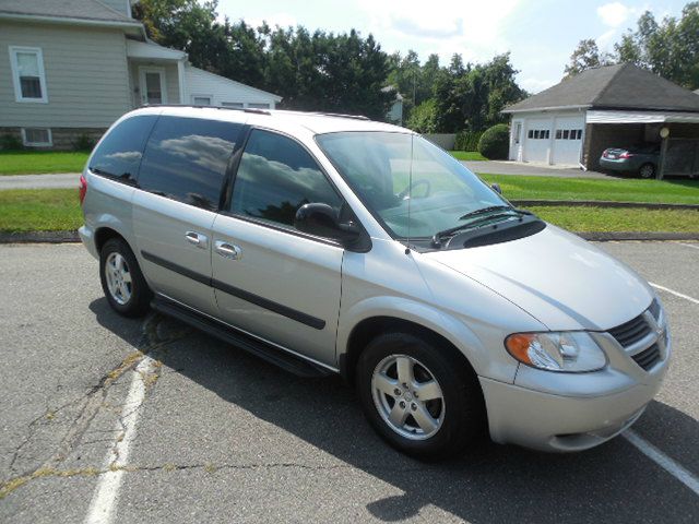 2005 Dodge Caravan S