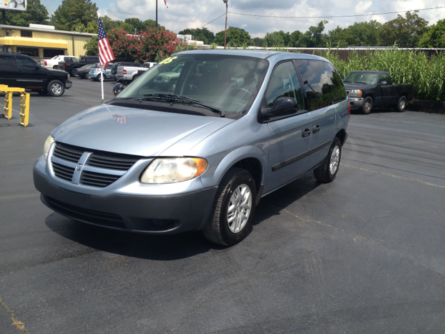 2005 Dodge Caravan SE