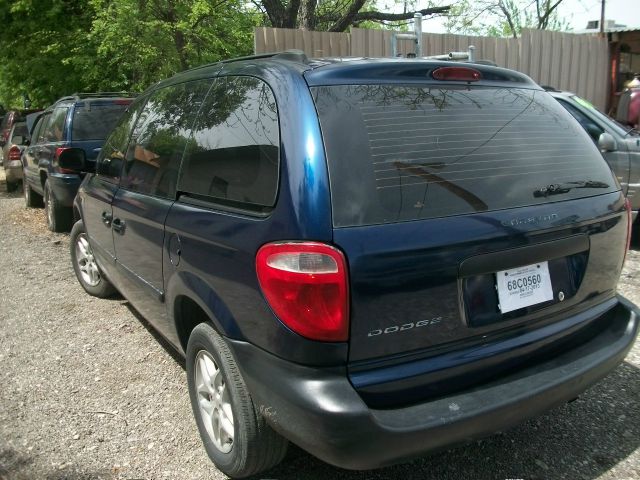 2005 Dodge Caravan SE