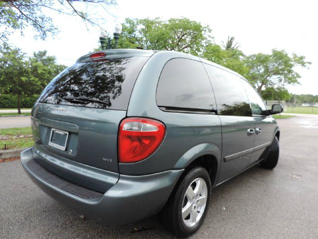 2006 Dodge Caravan S