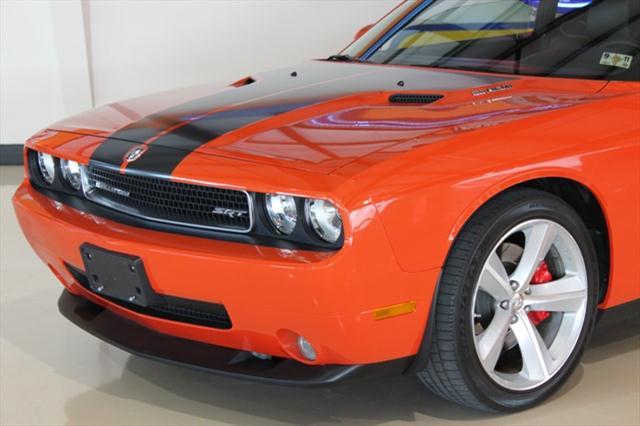 2008 Dodge Challenger XLS 4WD