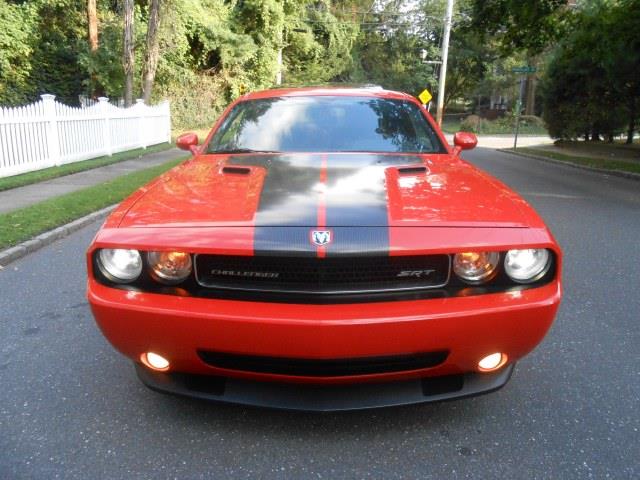 2009 Dodge Challenger 4dr Wgn HSE