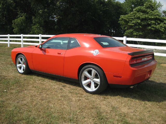 2009 Dodge Challenger XLS 4WD