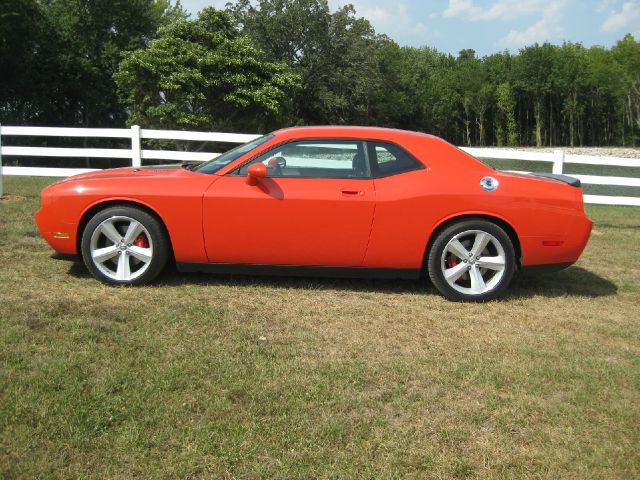 2009 Dodge Challenger XLS 4WD