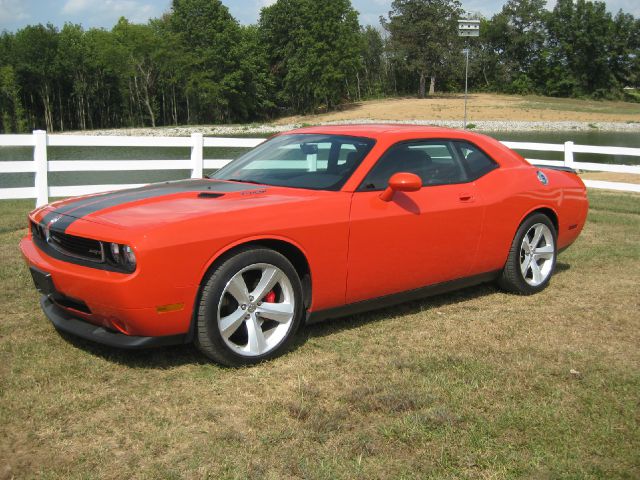 2009 Dodge Challenger XLS 4WD
