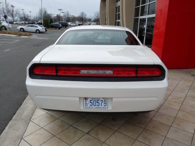 2009 Dodge Challenger SE