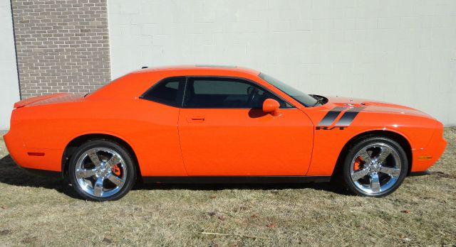 2009 Dodge Challenger Deluxe Convertible