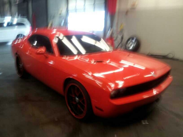 2009 Dodge Challenger XLS 4WD